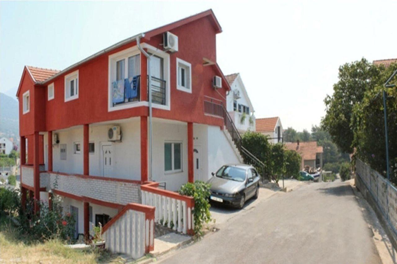 Apartments Bordo Тиват Экстерьер фото