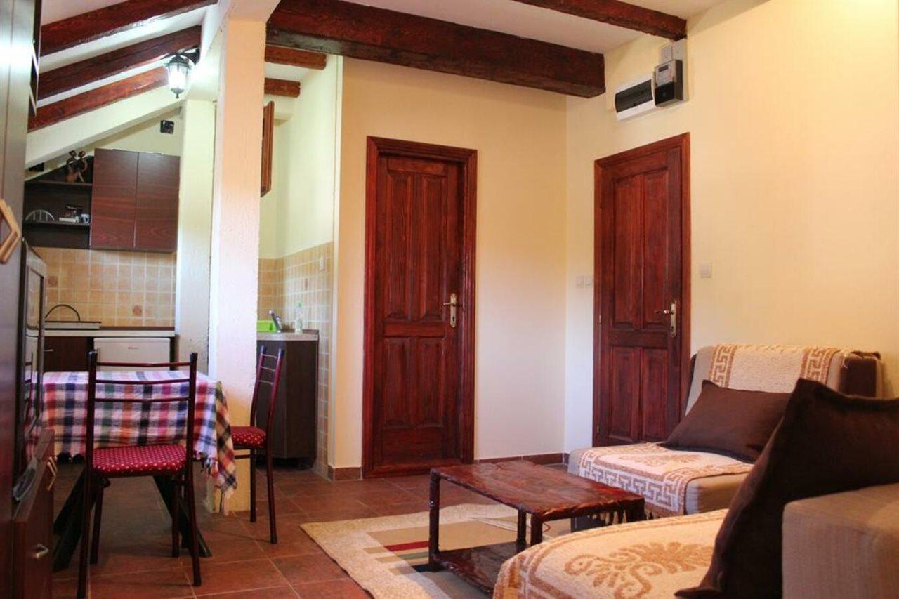 Apartments Bordo Тиват Экстерьер фото